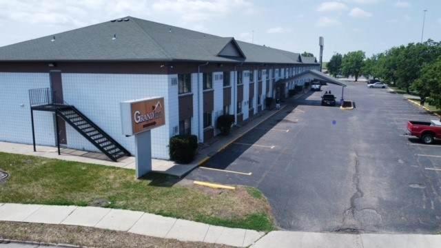 Grand Inn Fargo Ngoại thất bức ảnh